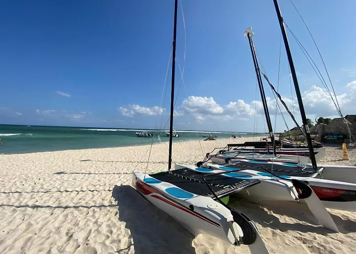 Departamento 6, Country Home, Con Muelle De Pesca, Club De Playa, Alberca, Cenote Y Campo De Golf, Contrata Day Pass Bahia Principe * Tulum